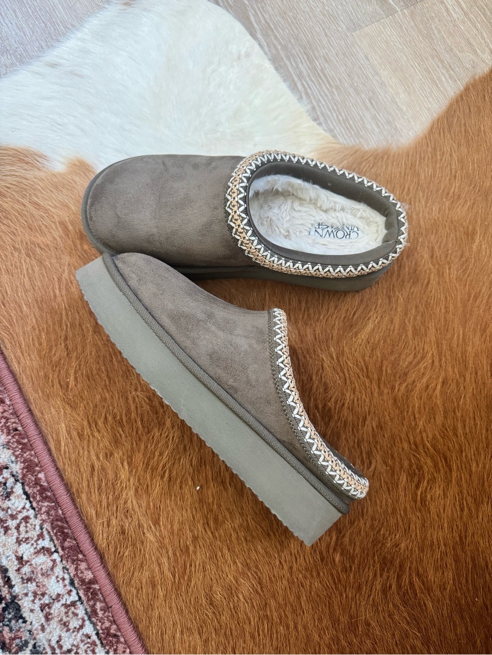 Crown Vintage Taupe/Brown Faux-Fur Slip-On Platform Mule Slippers